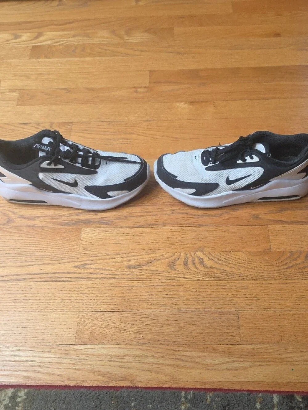 Nike Air Max Bolt White and Black Athletic Running Shoes